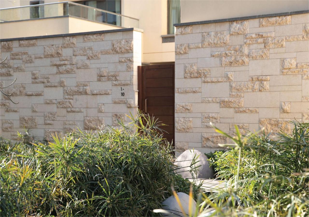 Jumeirah Messilah Beach Kuwait Kuwait City ภายนอก รูปภาพ A house in the village