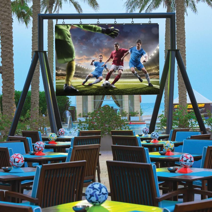 Jumeirah Messilah Beach Kuwait Kuwait City ภายนอก รูปภาพ A projection screen